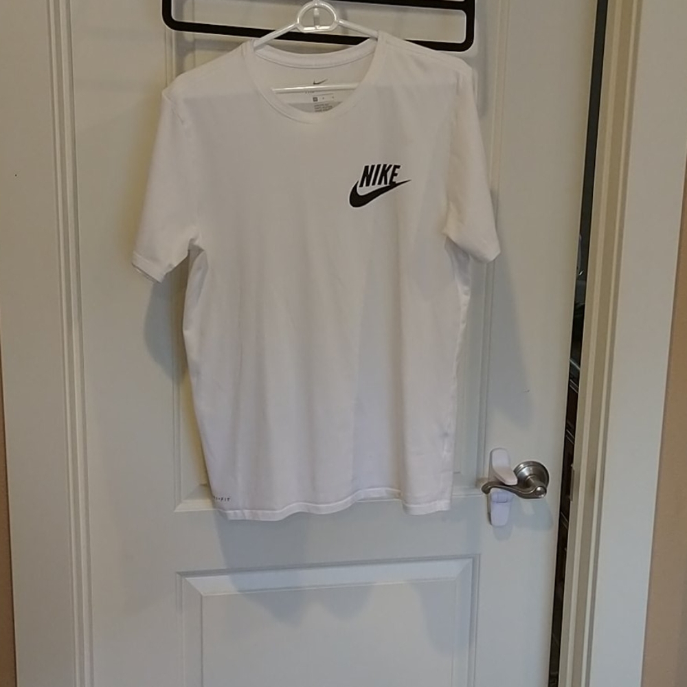 Mens Nike T-Shirt